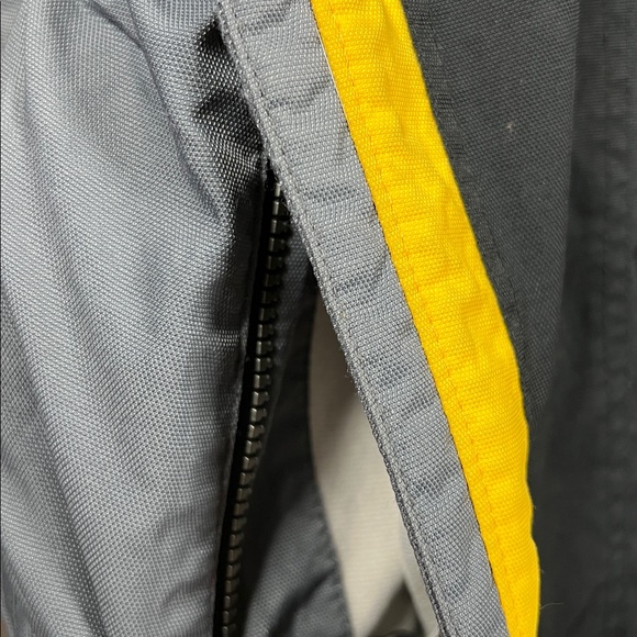 Spyder Vented Thinsulate Insulated Ski Snowboard Jacket - Picture 5 of 16